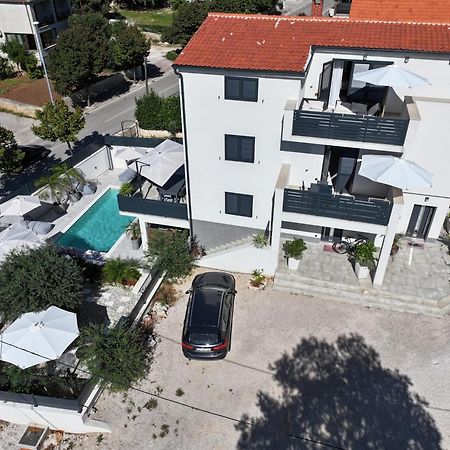 Didixi Apartments Pakoštane Exterior foto